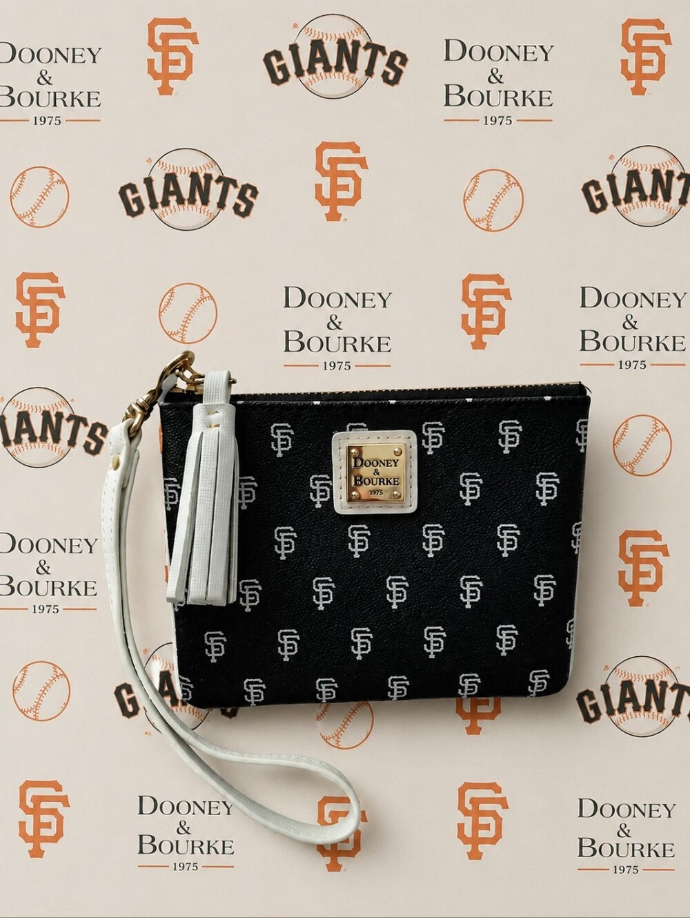 Dooney & Bourke SF Giants Wristlet